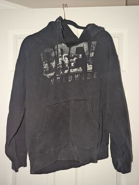 Obey Hoodie Mens Medium Black Pullover Graphic Sweatshirt Streetwear Distressed
